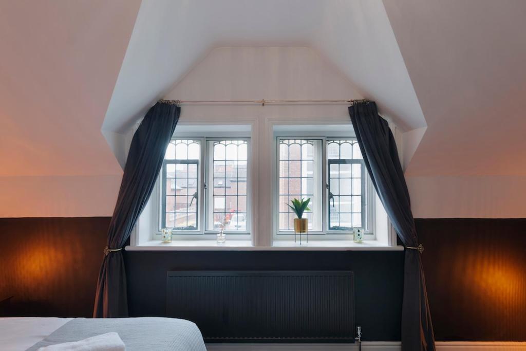In The Heart Of Chester, Historical & Stylish Exteriér fotografie